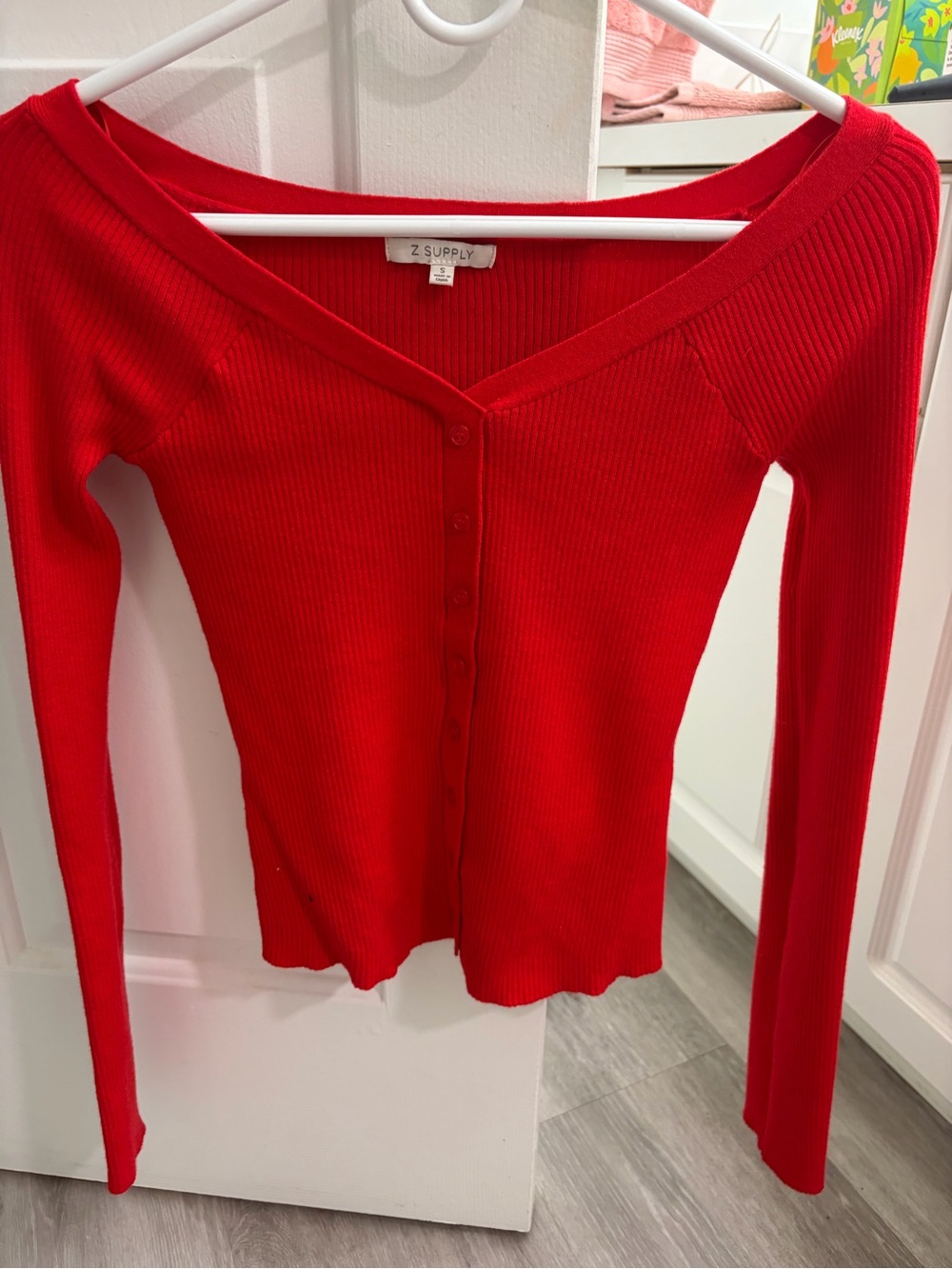 Z Supply Scarlet Ribbed Button-Front Top - Picture 3 of 3
